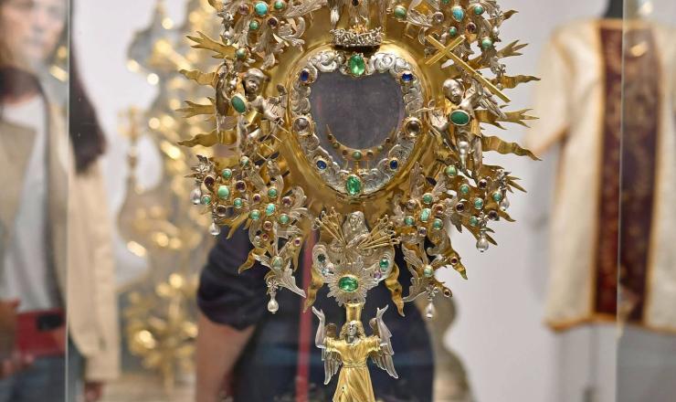 Parodos „Per amžių. Amen“, skirtos Panevėžio vyskupijos 100-mečiui paminėti, atidarymo akimirkos